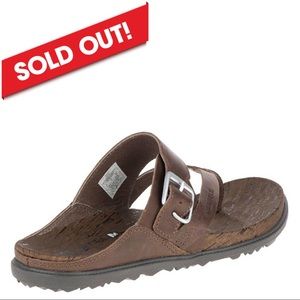 Merrell Around Town Leather Thong Buckle Sandal 8